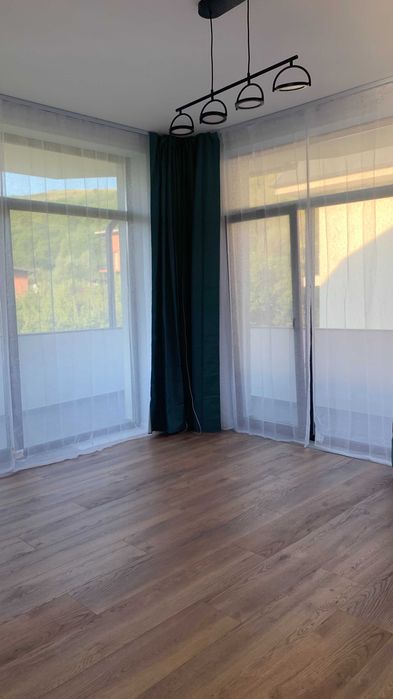 *Apartament cu 3 camere + garaj + 2 balcoane – Florești, zona Vivo*
