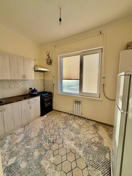 Do'stlik metro yonida kvartira bor