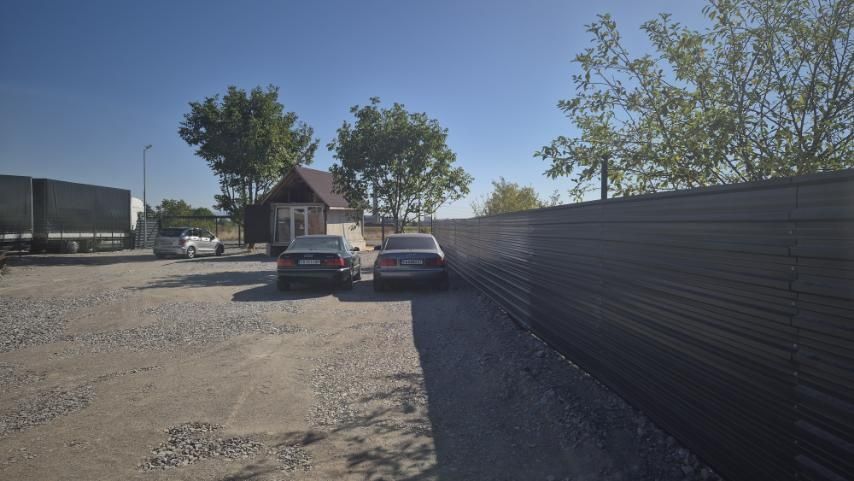 Дава се под наем Парцел в София, Република 2 - 850 кв.м за 800 € - Снимка #10