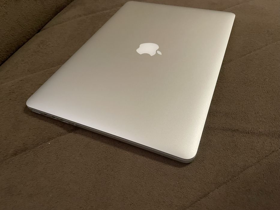 15" Core i7 MacBook Pro A1398 (2015-IG)-i7/16GB RAM/512 GB SSD