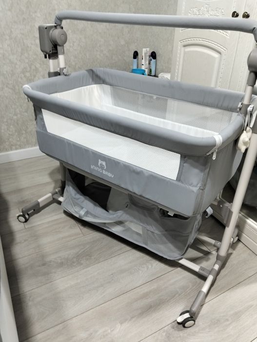 Кроватка для новорожденных