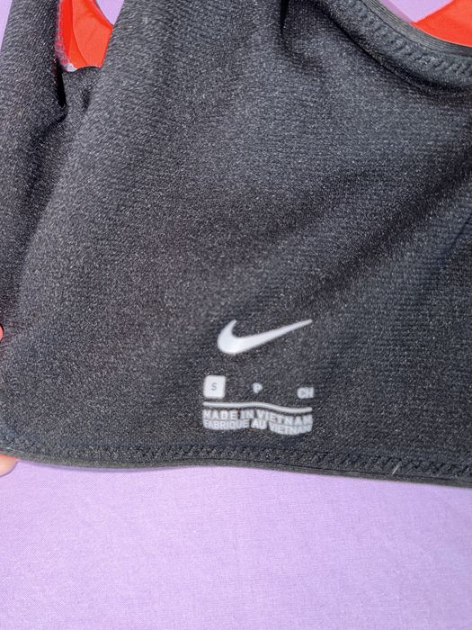 Nike спортен топ