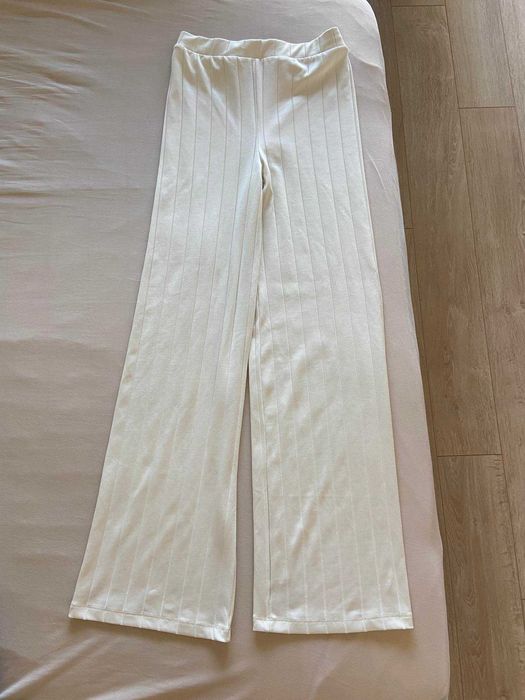 Прав дамски панталон с висока талия, цвят крем, размер 38 (нов)