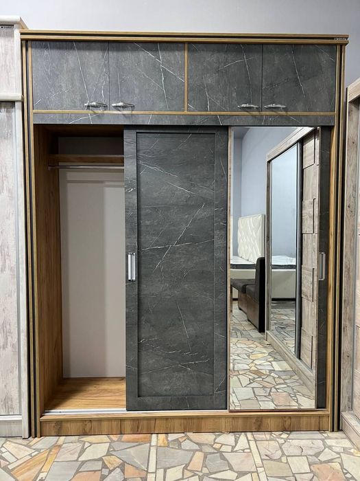 Мебель на заказ Шкаф купе и в наличии