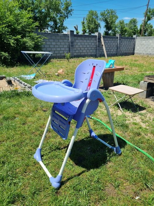 Детский стульчик для кормления