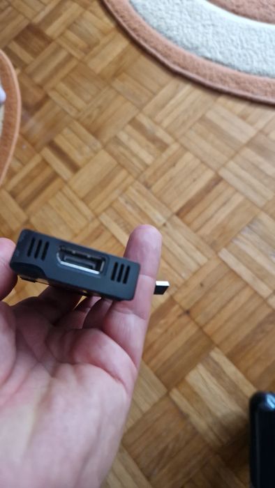 Adaptor video extern-4k
Adaptor de la usb 3 la 4k