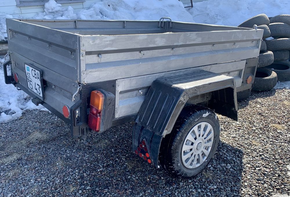 Прицеп для машины ( Россия )