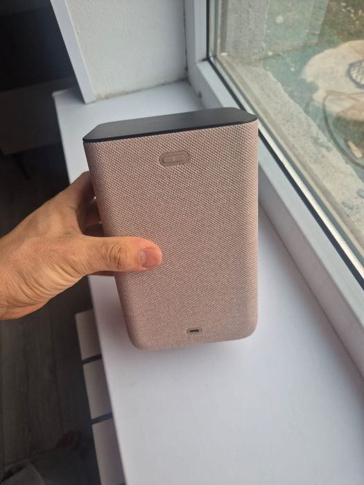 Умная колонка Алиса