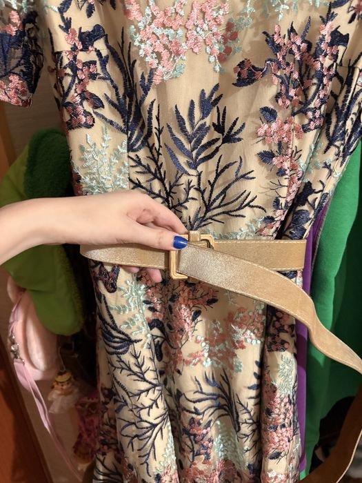 Продам платье XS Lichi