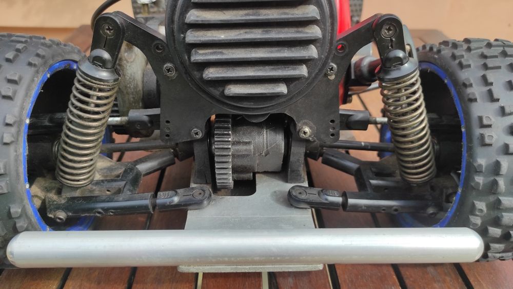 Vand mașina model RC