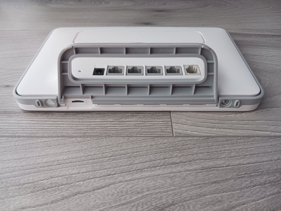 Router 4G+ Huawei B535-333 cu SIM Modem WiFi Hotspot Decodat