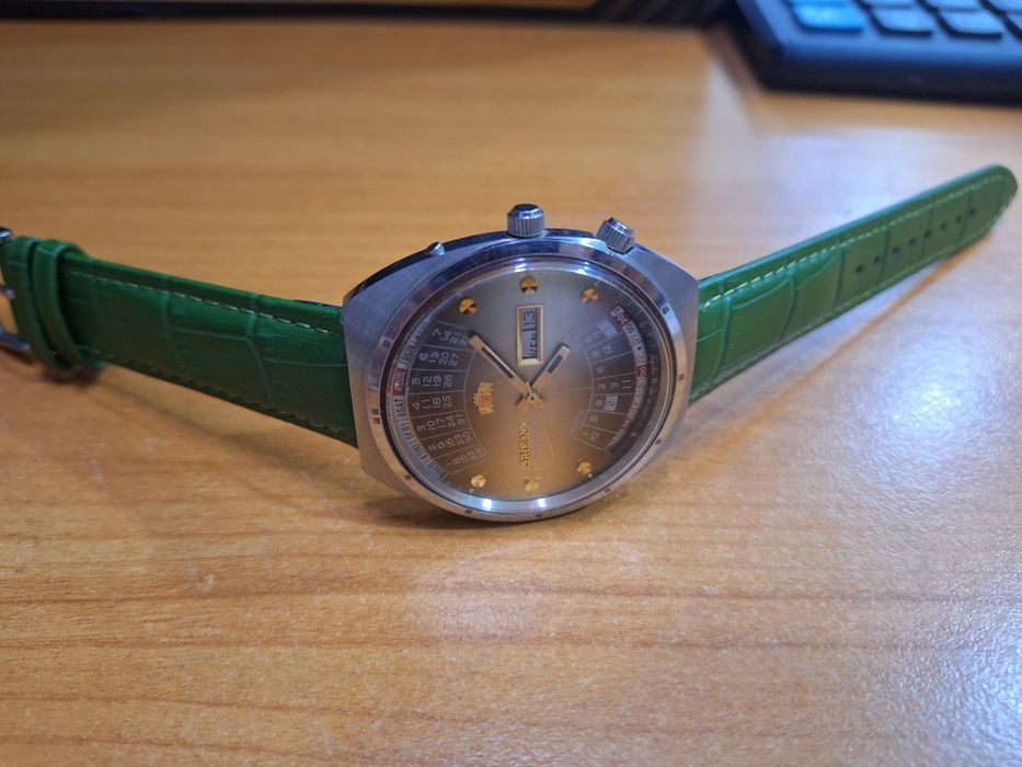 Orient multiyear calendar