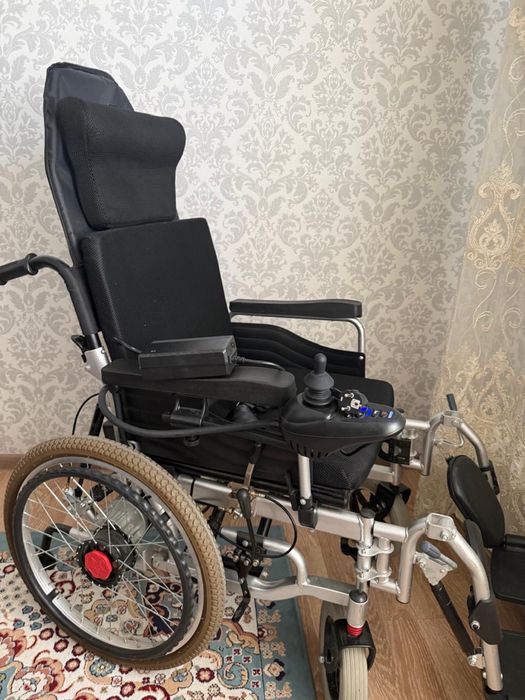 Продам электрическую коляску