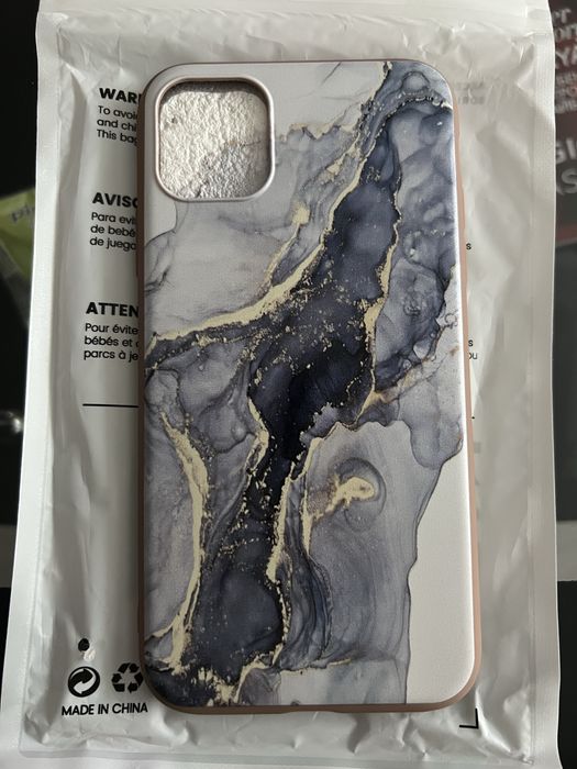 Кейсове за Iphone 11