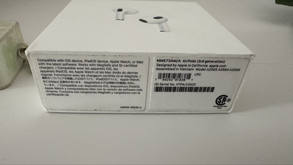 Продается Airpods 3