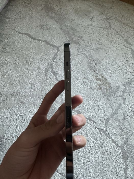 Сатамын продам Iphone 12 Pro Max