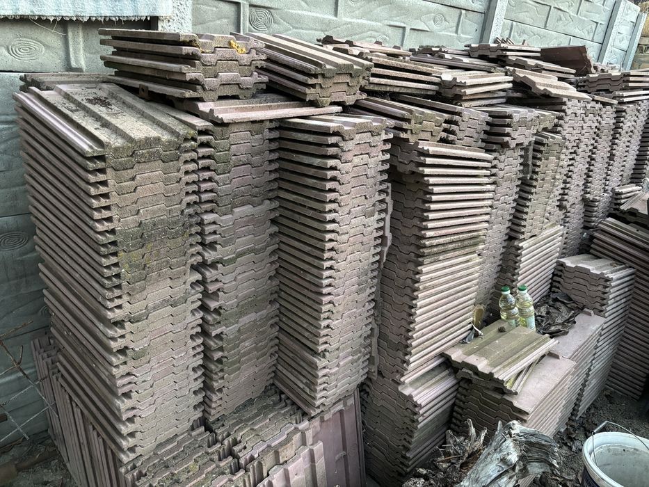 Vand țiglă , Super Oferta !!!