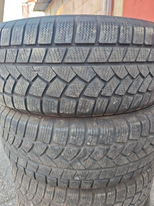 Продавам зимни гуми Continental 235/65/17