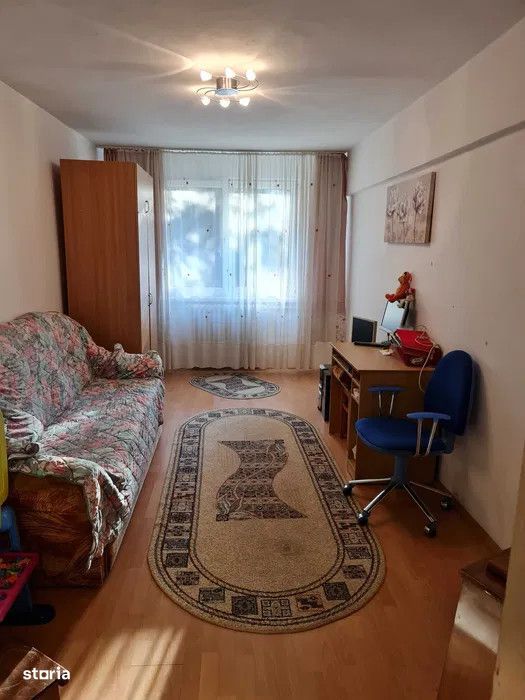 Vand apartament 3 camere, Dambu Rotund