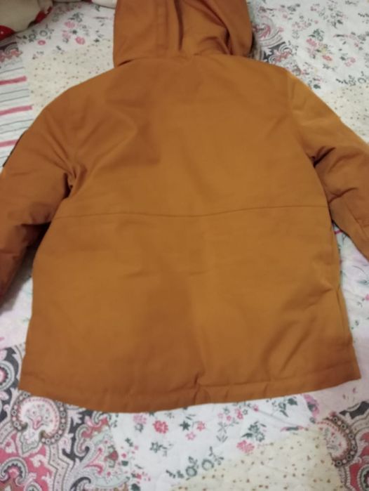 Срочно продаю детскую куртку