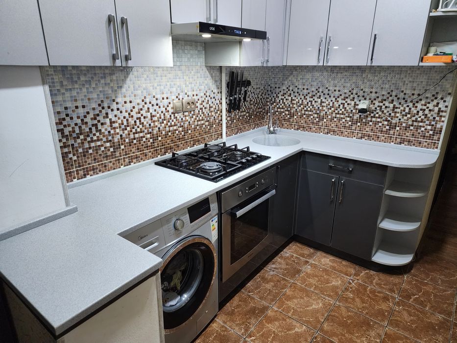 Кухонные столешницы,подокойники,барные столешницы искусственный камень