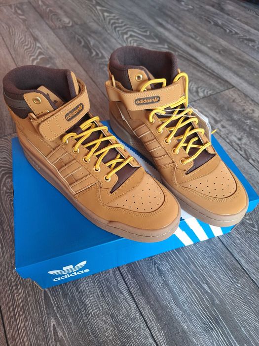 Adidas  Adidas adidas