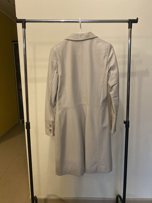 Елегантно кожено манто “Bruno Magli”