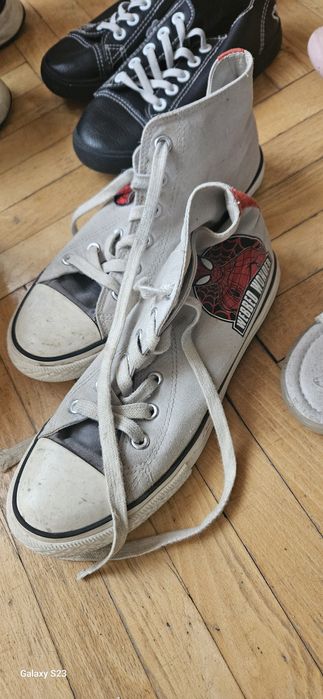 Промоция на Детски обувки, различна номерация, всички за 50 лв.