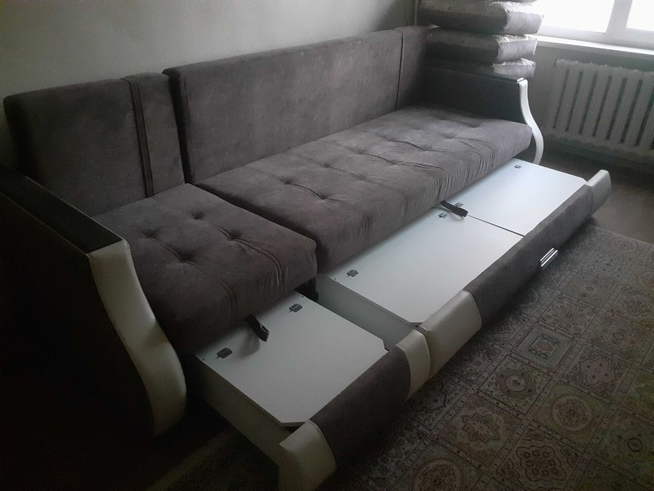 Продам диван в отличном состоянии