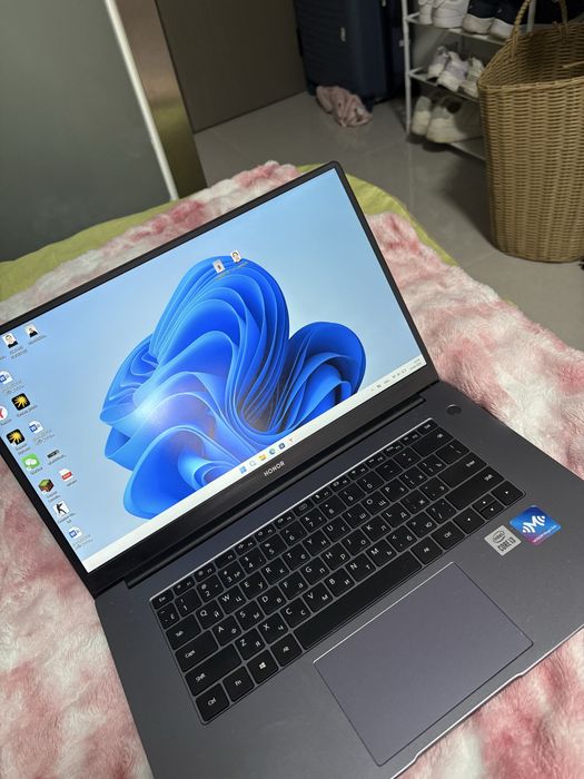Продам Honor Magicbook 14 2021года