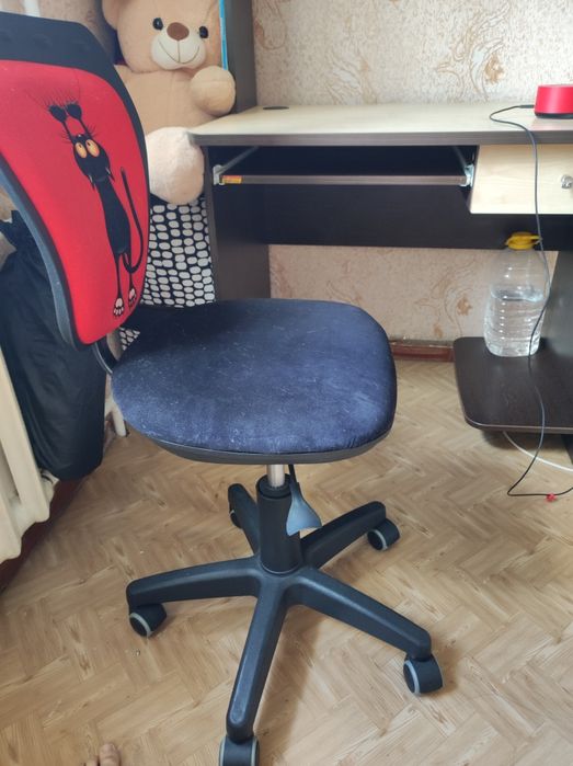 Стул для письменного, компьютерного стола