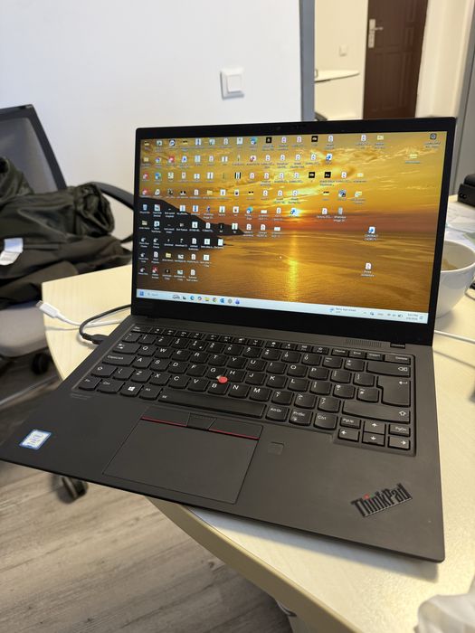 Lenovo thinkpad p53s, i7 8665u, 24gb, video dedicat Nvidia Quadro p520