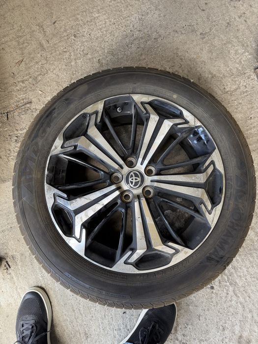 Jante Orginale Toyota RAV4 R19 , Anvelope Vara
