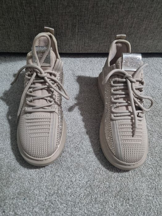 Adidasi Steve Madden din pânză (mar .36-22,5cm)