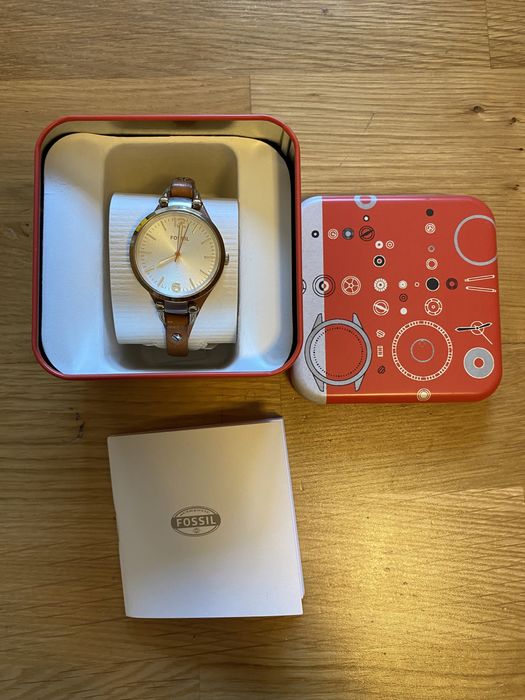 Ceas Fossil - curea subtire maro