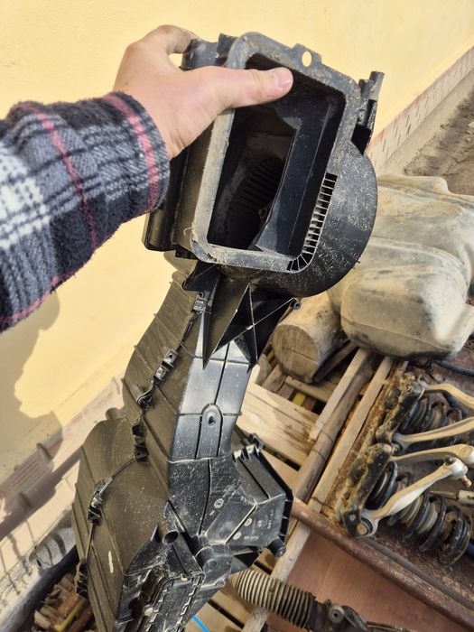 Б5 пассат запчасть каробка дверь