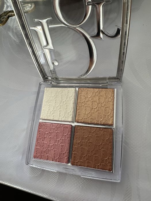 Dior Backstage хайлайтер