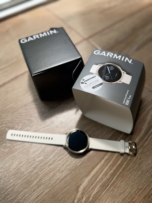Vând ceas Garmin Venu 4  (41 mm) - curea crem