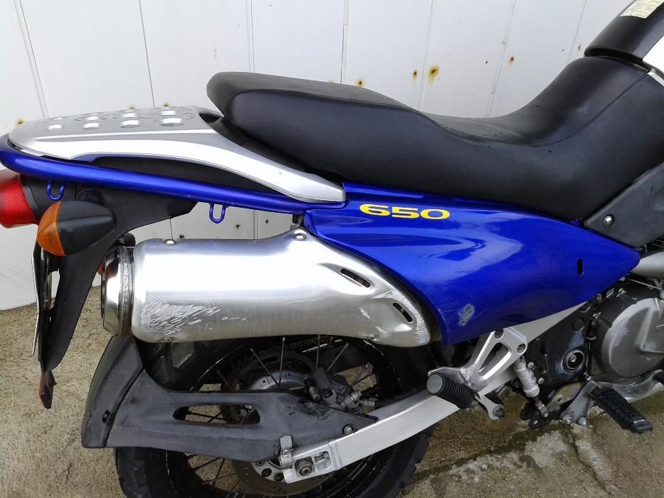 СУЗУКИ ХФ 650 ФРИЙУИНД само на части suzuki xf 650 freewind