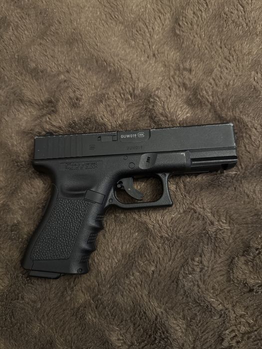 Airsoft gun glook   19 original