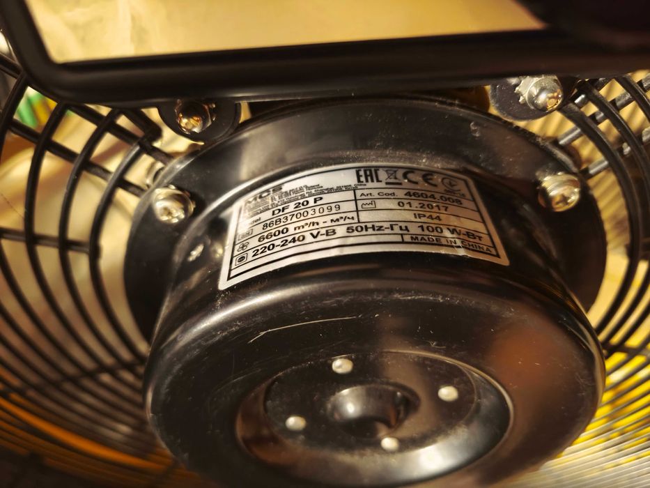 Мощен професионален вентилатор - Master DF 20