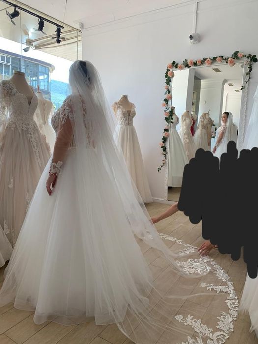 Vând rochie mireasă