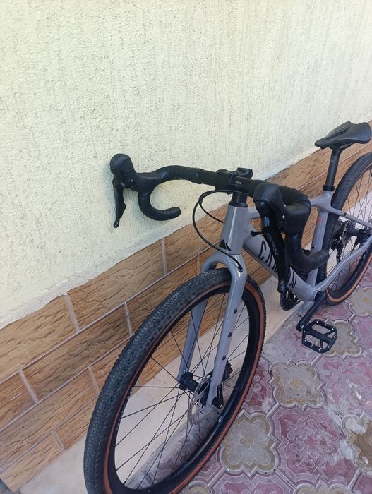 Canyon Grizl Gravel