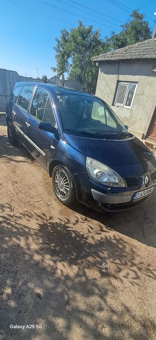 Vând Renault scenic 2