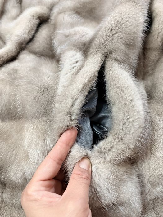 Пролам норковую шубу