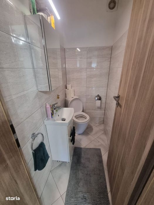 Apartament 3 camere,79 mp,2 băi,garaj,boxă,Deva-ultracentral