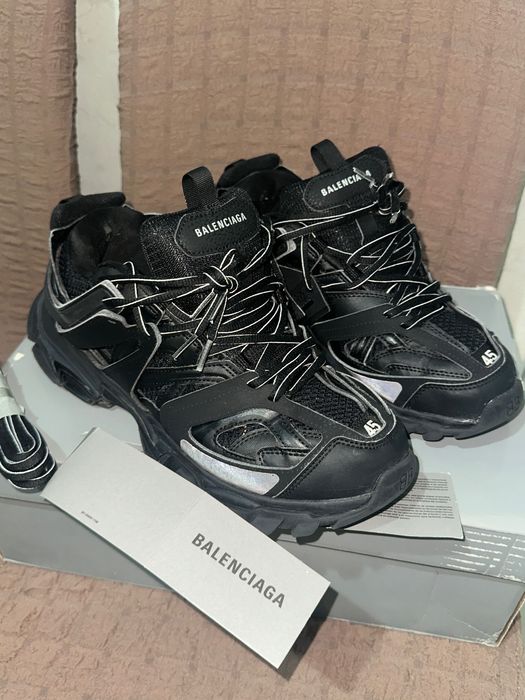 Balenciaga Track