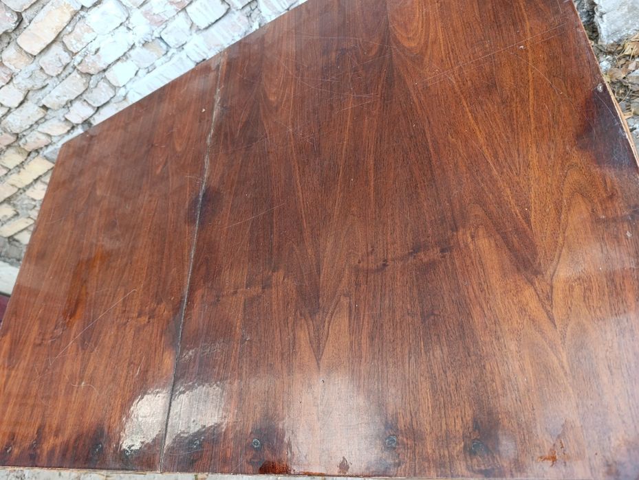 Срочно!Скидка!Раскладной деревянный лакированный стол