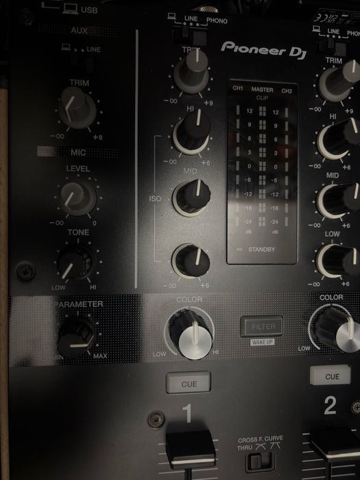 Vand mixer Pioneer DJM 250 MK2 impecabil