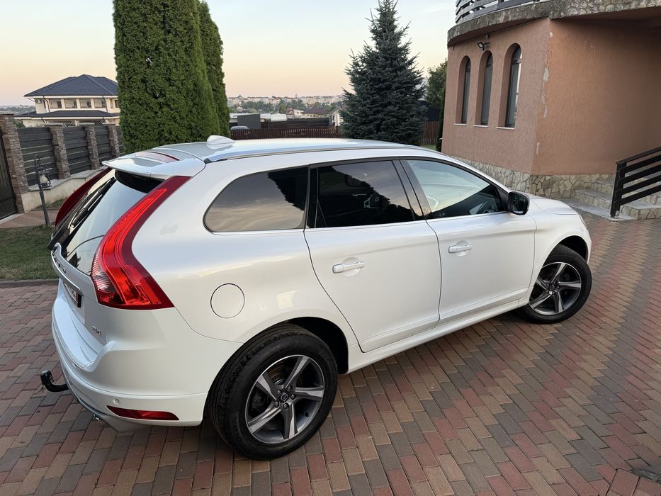 VOLVO XC60 2.0d* 163cp* 2014* R Design* Impecabil!!!